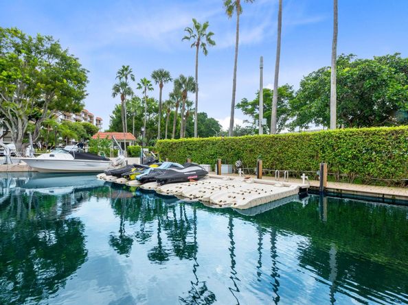 899 Jeffery Street 614, Boca Raton FL 33487