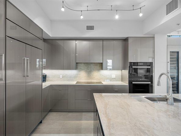 701 SE 21st Ave 301, Deerfield Beach FL 33441