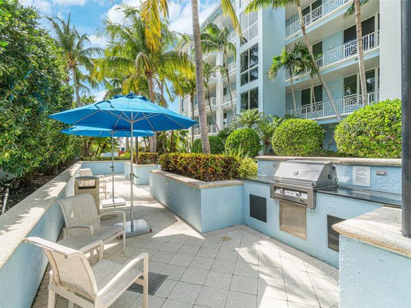 701 SE 21st Ave 301, Deerfield Beach FL 33441