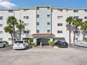 109 Paradise Harbour Boulevard 409, North Palm Beach FL 33408