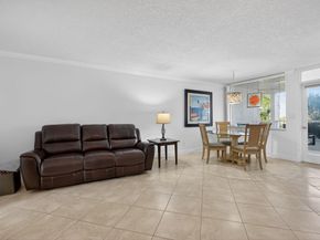 109 Paradise Harbour Boulevard 409, North Palm Beach FL 33408