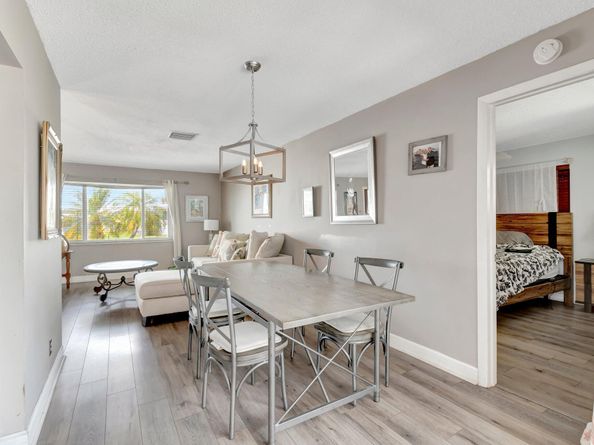 1702 SW 14th Avenue, Boynton Beach FL 33426