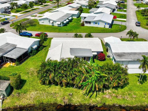 1702 SW 14th Avenue, Boynton Beach FL 33426