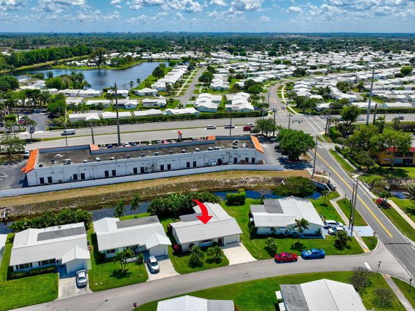 1702 SW 14th Avenue, Boynton Beach FL 33426