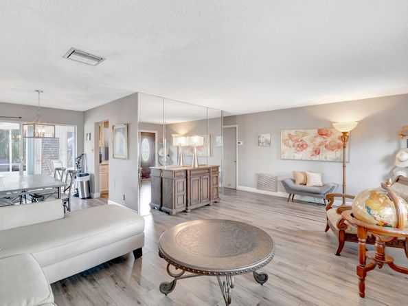 1702 SW 14th Avenue, Boynton Beach FL 33426