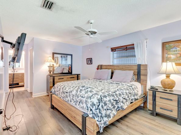 1702 SW 14th Avenue, Boynton Beach FL 33426