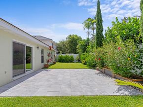 1142 Canoe Point, Delray Beach FL 33444