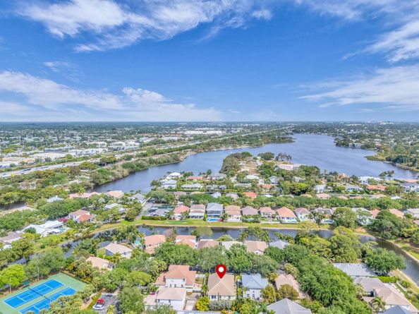 1142 Canoe Point, Delray Beach FL 33444