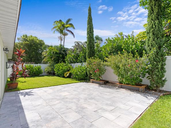 1142 Canoe Point, Delray Beach FL 33444