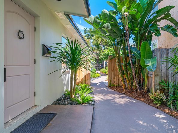 833 Avon Road, West Palm Beach FL 33401