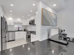 8911 S Hollybrook Blvd 201, Pembroke Pines FL 33025