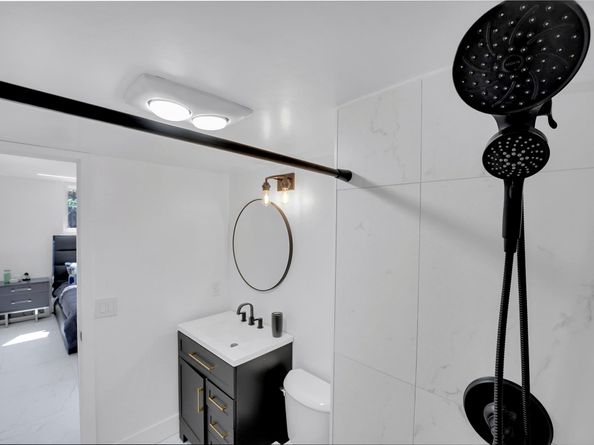 8911 S Hollybrook Blvd 201, Pembroke Pines FL 33025