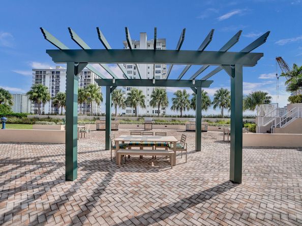 3020 NE 32 Ave 1116, Fort Lauderdale FL 33308
