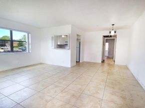 263 Windsor L, West Palm Beach FL 33417