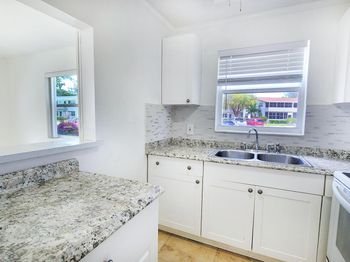 263 Windsor L