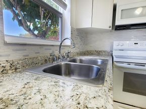 263 Windsor L, West Palm Beach FL 33417