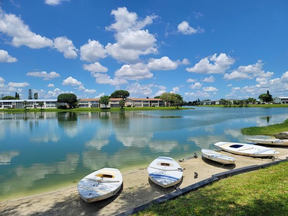 263 Windsor L, West Palm Beach FL 33417