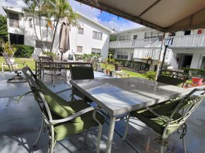 263 Windsor L, West Palm Beach FL 33417