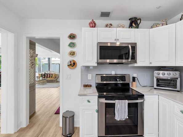 110 Wellesley Drive, Lake Worth Beach FL 33460