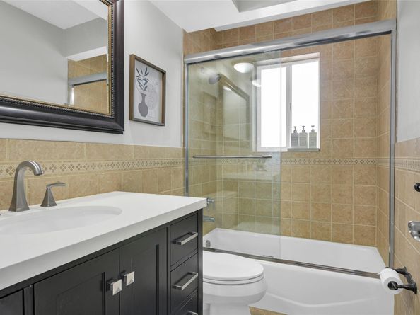 739 SE 9th Avenue, Deerfield Beach FL 33441