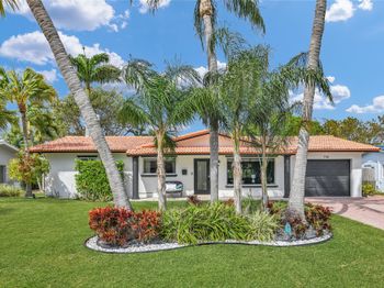 739 SE 9th Avenue