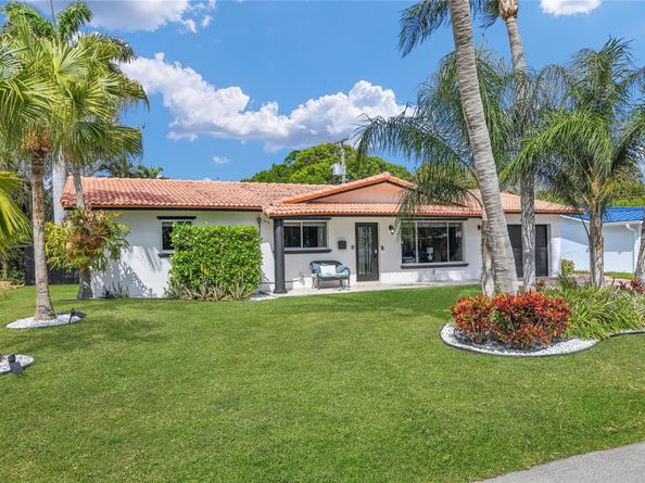 739 SE 9th Avenue, Deerfield Beach FL 33441