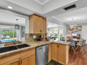 739 SE 9th Avenue, Deerfield Beach FL 33441