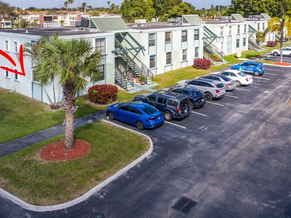 7301 NW 18th St 101, Margate FL 33063