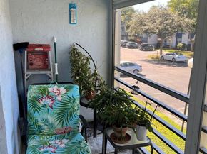 3220 Holiday Springs Boulevard 1210, Margate FL 33063