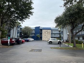 3220 Holiday Springs Boulevard