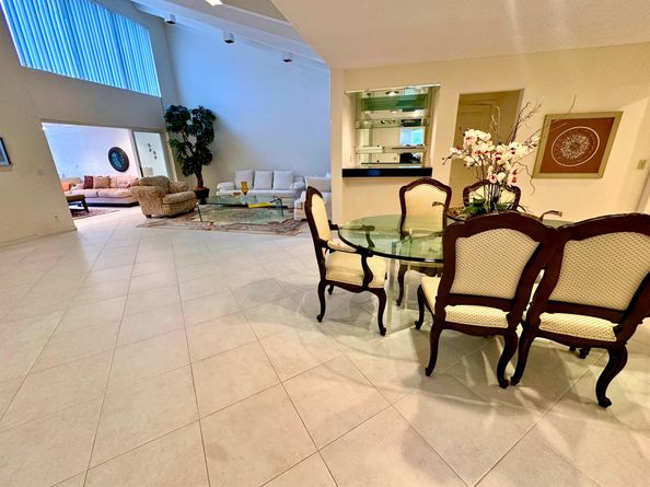 9258 Vista Del Lago A, Boca Raton FL 33428