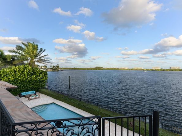 7 Duke Drive, Lake Worth Beach FL 33460