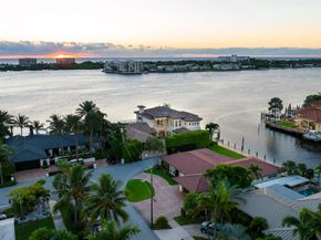 7 Duke Drive, Lake Worth Beach FL 33460
