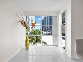 17620 Atlantic Blvd 302, Sunny Isles Beach FL 33160