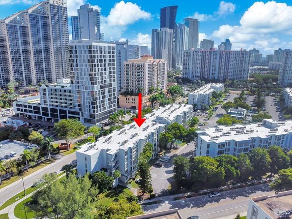 17620 Atlantic Blvd 302, Sunny Isles Beach FL 33160