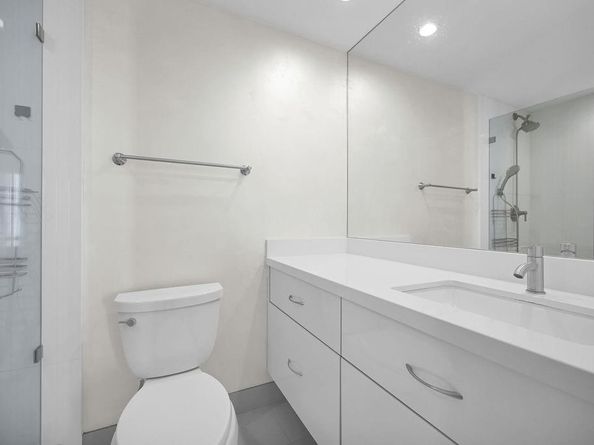 17620 Atlantic Blvd 302, Sunny Isles Beach FL 33160