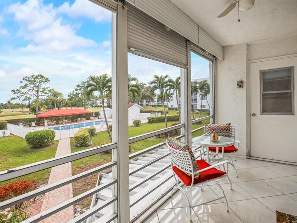 6850 10th Avenue N 206, Lake Worth FL 33467