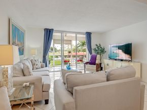 6850 10th Avenue N 206, Lake Worth FL 33467