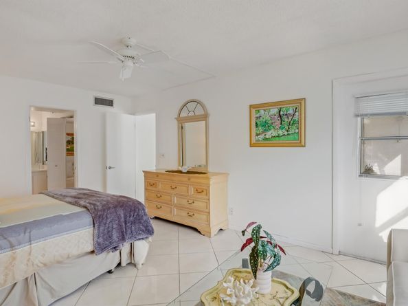 6850 10th Avenue N 206, Lake Worth FL 33467