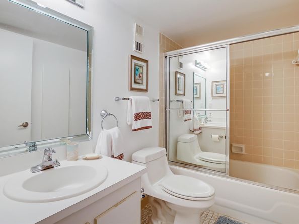 6850 10th Avenue N 206, Lake Worth FL 33467