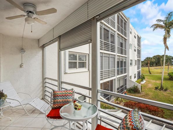 6850 10th Avenue N 206, Lake Worth FL 33467