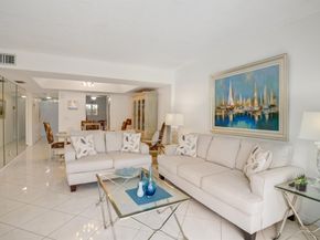 6850 10th Avenue N 206, Lake Worth FL 33467