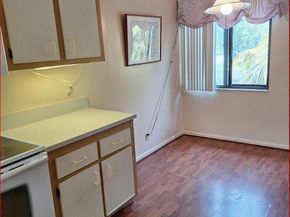 410 Harbour Pointe Way, Greenacres FL 33413