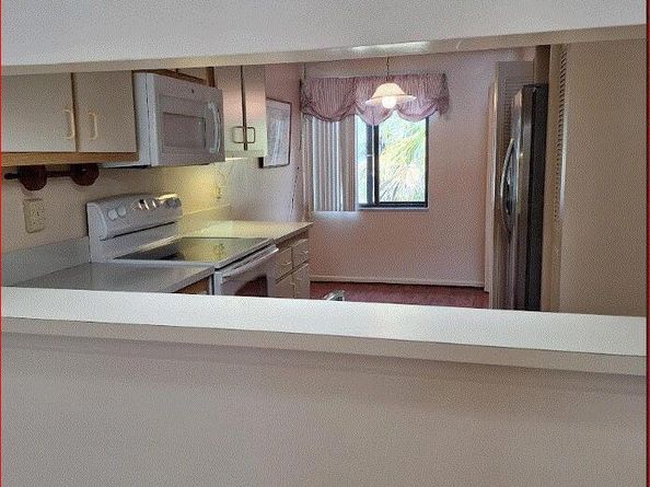 410 Harbour Pointe Way, Greenacres FL 33413