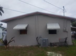 640 SW 28th Ter, Fort Lauderdale FL 33312