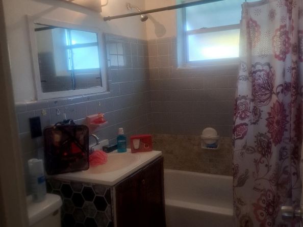 640 SW 28th Ter, Fort Lauderdale FL 33312