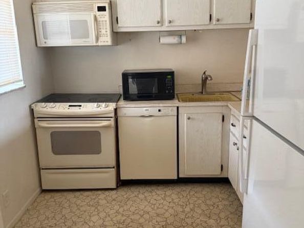 12006 Poinciana Boulevard 203, Royal Palm Beach FL 33411