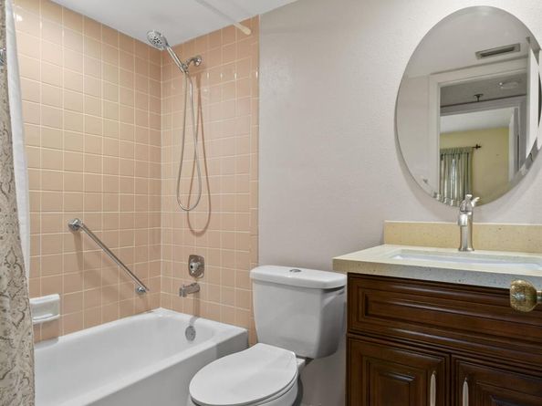 4640 Lucerne Lakes Boulevard W 306, Lake Worth FL 33467