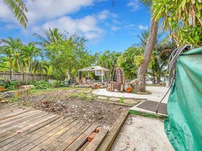 2655 Flamingo Ln, Fort Lauderdale FL 33312