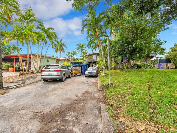 2655 Flamingo Ln, Fort Lauderdale FL 33312